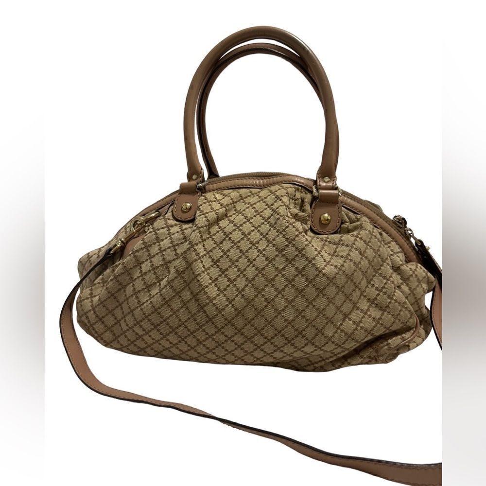 Authentic Gucci tote with strap - Picture 14 of 16